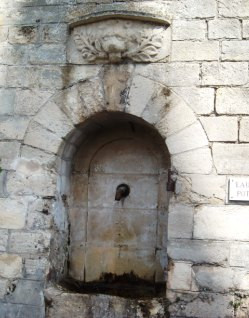 Fontaine du presbytère