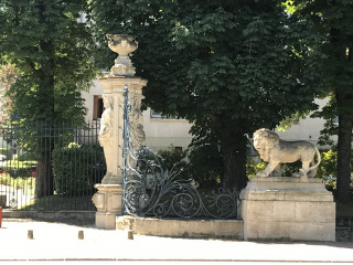 Porte des lions - © BIT de Bougival Porte des lions