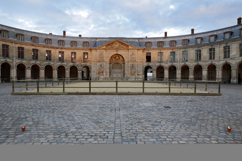 La grande écurie et la carrière extrieure