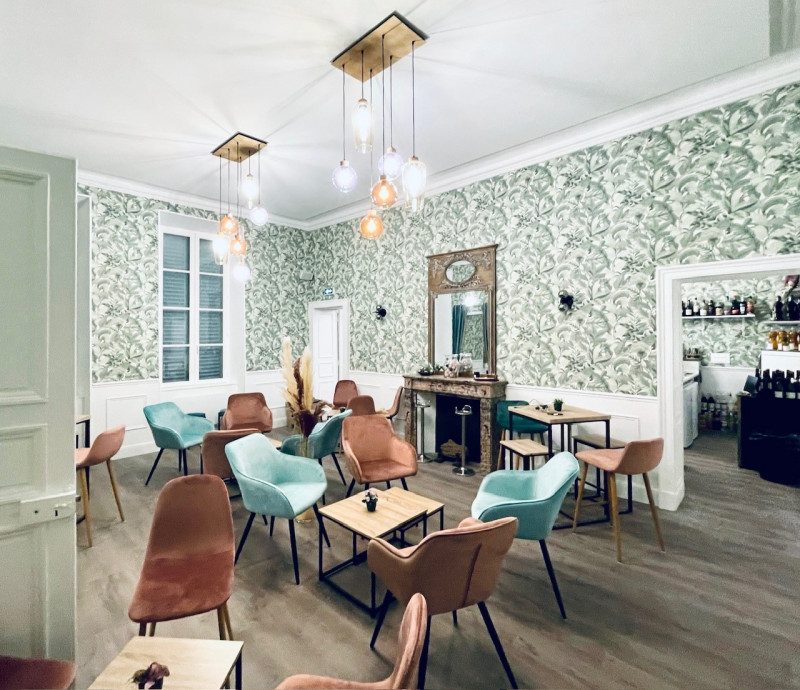 Chez Les Filles_Versailles - © Chez Les Filles Chez Les Filles_Versailles