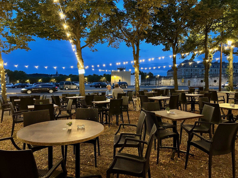 Chez Les Filles_Versailles - © Chez Les Filles Chez Les Filles_Versailles