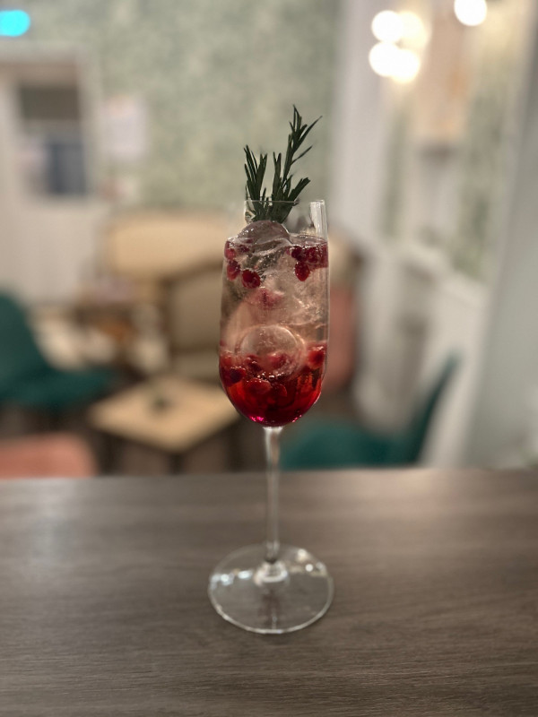 Chez Les Filles_Versailles - © Chez Les Filles Chez Les Filles_Versailles