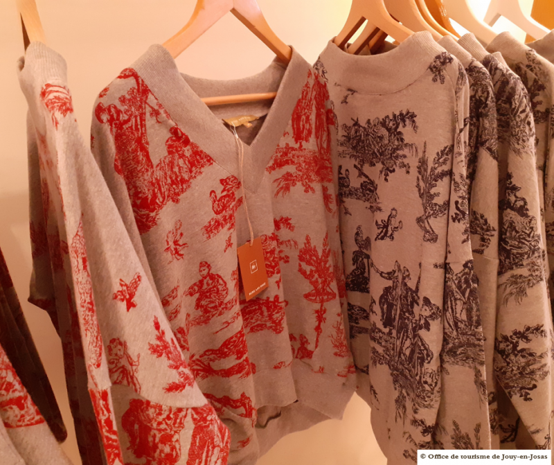 Pull toile de Jouy - © Office de tourisme de Jouy-en-Josas Pull toile de Jouy