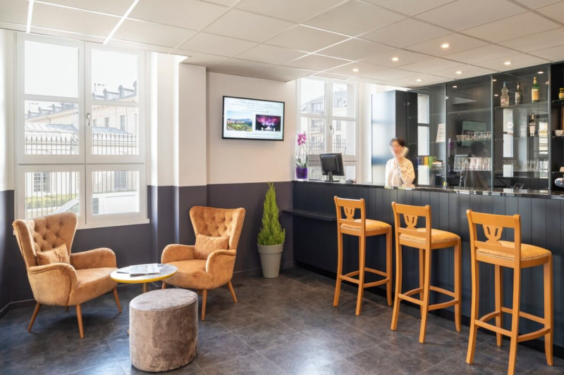 Hôtel des Lys_Versailles - © Hotel des Lys Hôtel des Lys_Versailles