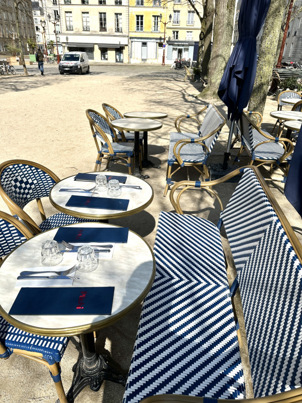 Puchi_Versailles Puchi_Versailles