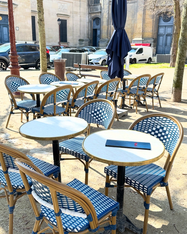 Puchi_Versailles Puchi_Versailles