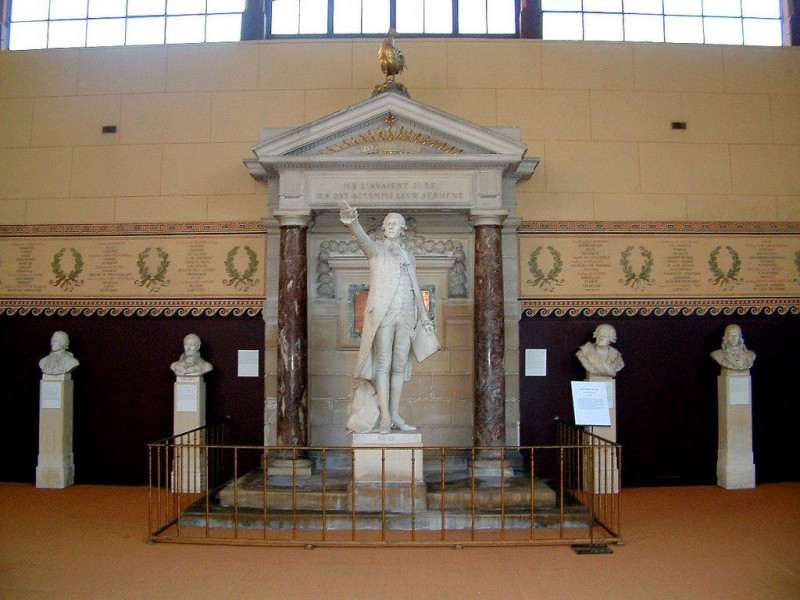 Statue