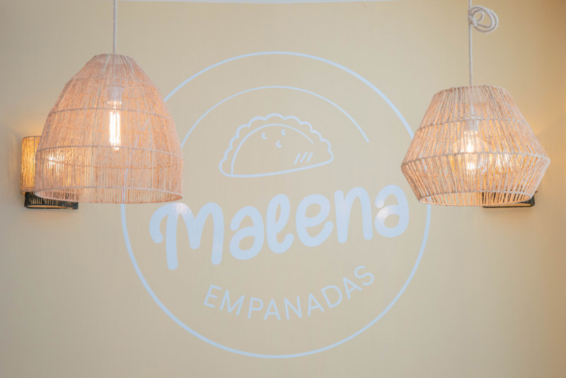 Malena Empanadas_Versailles - © Malena Empanadas Malena Empanadas_Versailles
