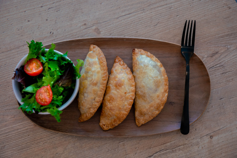 Malena Empanadas_Versailles - © Malena Empanadas Malena Empanadas_Versailles