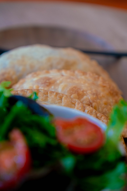 Malena Empanadas_Versailles - © Malena Empanadas Malena Empanadas_Versailles