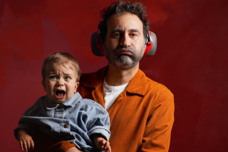 La Grande Scène du Chesnay - Mathieu Madenian - À pleurer de rire_Le Chesnay-Rocquencourt - © Fibo La Grande Scène du Chesnay - Mathieu Madenian - À pleurer de rire_Le Chesnay-Rocquencourt