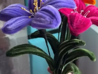 Cool Beans - Chenille Lily Bouquet Workshop_Versailles - © Cool Beans Cool Beans - Chenille Lily Bouquet Workshop_Versailles