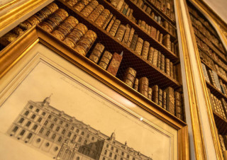 Unusual tours of the Choiseul Library_Versailles