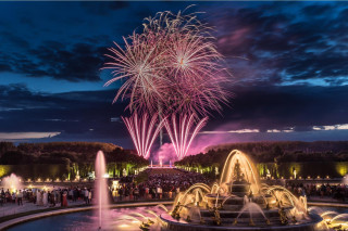 Grandes Eaux Nocturnes - Bassin de Latone - © Nicolas Chavance Grandes Eaux Nocturnes - Bassin de Latone
