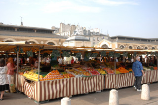 Notre Dame market - © P. Fretault Notre Dame market