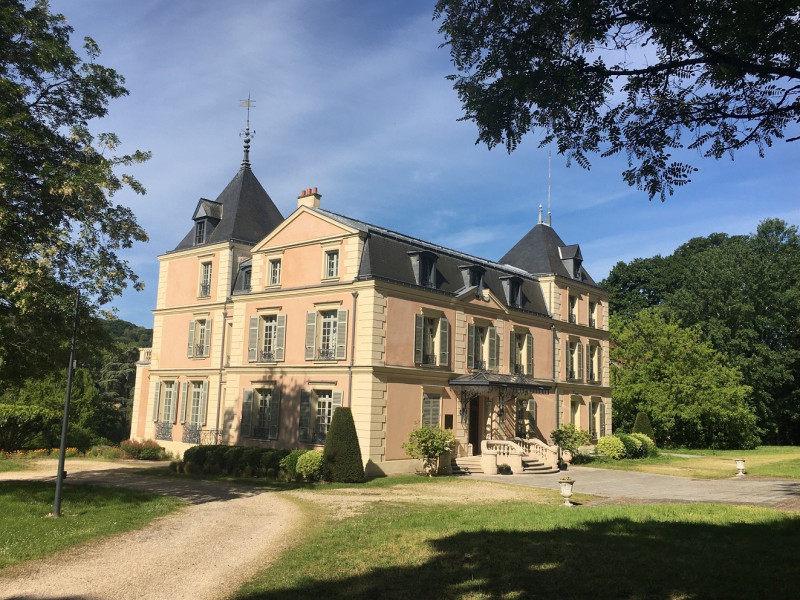 Maison littéraire de Victor Hugo Maison littéraire de Victor Hugo