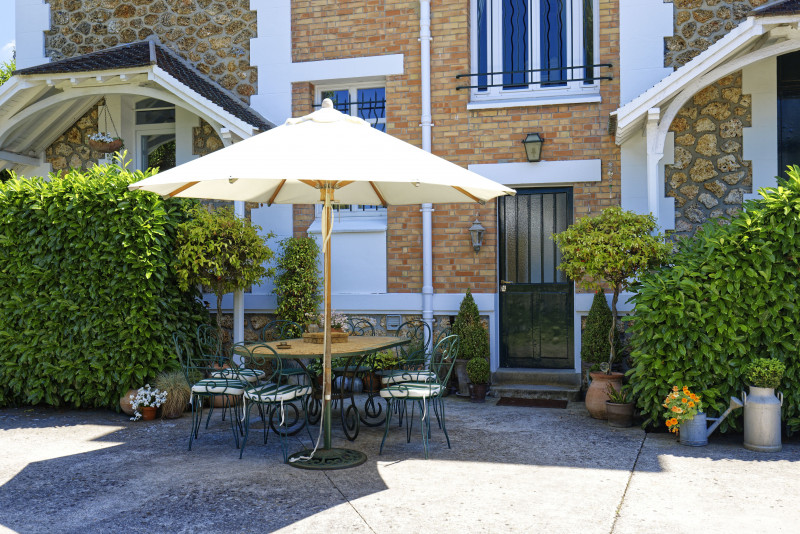 La Villa La Celle - Les Demoiselles à Versailles_La Celle-Saint-Cloud - © Les Demoiselles à Versailles La Villa La Celle - Les Demoiselles à Versailles_La Celle-Saint-Cloud