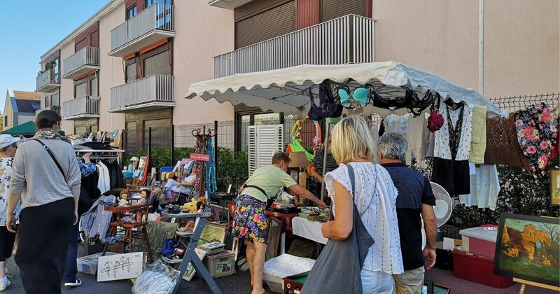 Mercadillo de San Juan en Bougival_Bougival