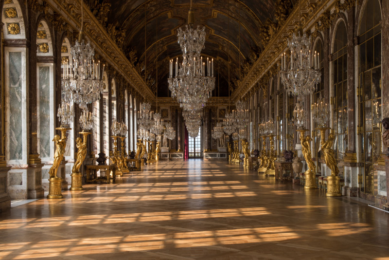 Galerie des Glaces - Château de Versailles Galerie des Glaces - Château de Versailles