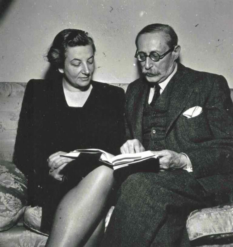 Léon et Jeanne Blum à Jouy-en-Josas, fin des années 1940
